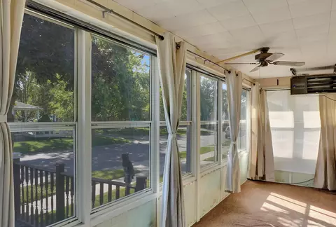 112 S Tenth, Saint Clair, MI 48079 photo 33