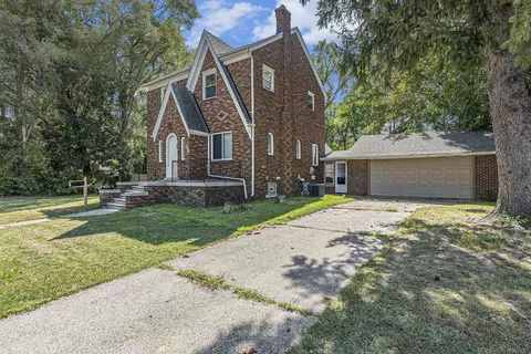 8056 Fisher, Warren, MI 48089