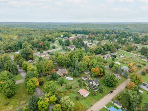 View/Area - 511 3rd, Alpha, MI 49902 photo 1 of 2