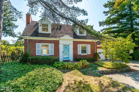 245 Moross Rd, Grosse Pointe Farms, MI 48236 photo 45
