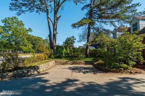 245 Moross Rd, Grosse Pointe Farms, MI 48236 photo 44