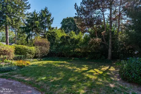 245 Moross Rd, Grosse Pointe Farms, MI 48236 photo 50