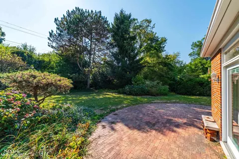 245 Moross Rd, Grosse Pointe Farms, MI 48236 photo 51