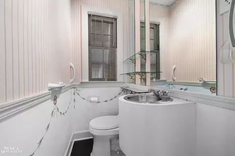 245 Moross Rd, Grosse Pointe Farms, MI 48236 photo 19