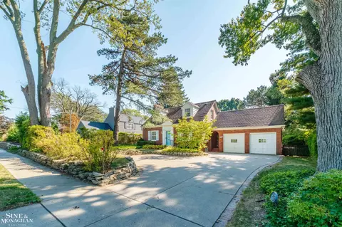 245 Moross Rd, Grosse Pointe Farms, MI 48236 photo 43