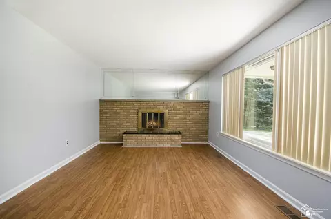 20950 Brest, Taylor, MI 48180 photo 4