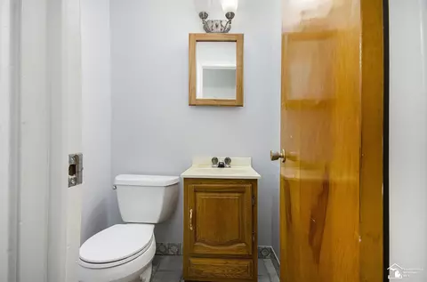 20950 Brest, Taylor, MI 48180 photo 10