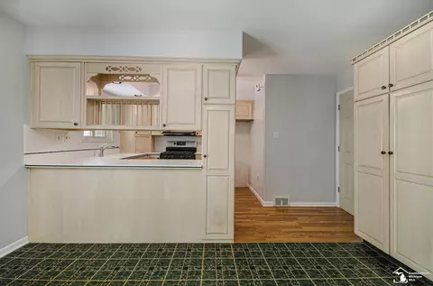 20950 Brest, Taylor, MI 48180 photo 7