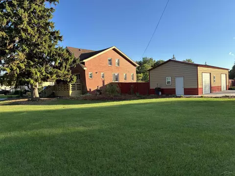 100 N Tuscola, Bay City, MI 48708