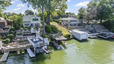 421 E Huron Riv, Belleville, MI 48111 photo 34