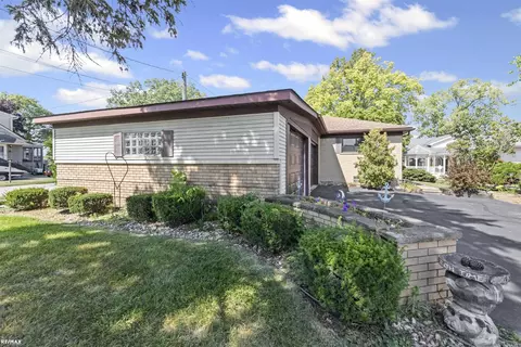 421 E Huron Riv, Belleville, MI 48111 photo 24