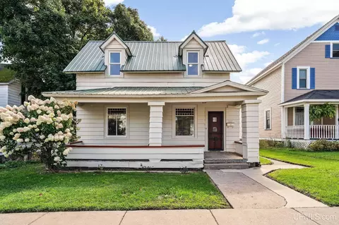 120 E Main, Negaunee, MI 49866