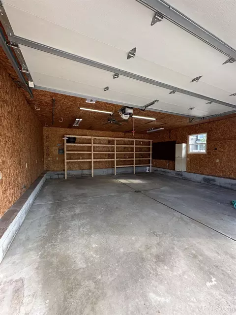 800 S 6th, Escanaba, MI 49829 photo 22