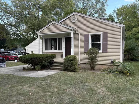 586 Lexington, East Lansing, MI 48823