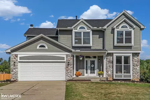 2979 Waldon Park, Orion Twp, MI 48359