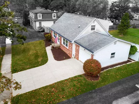 809 Stevens, Owosso, MI 48867