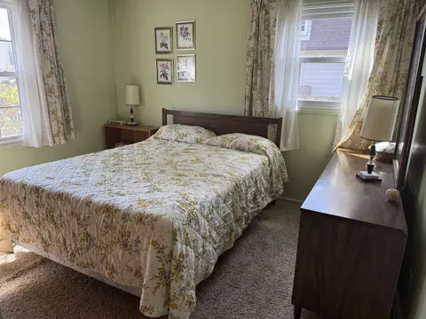 Bedroom - 809 Stevens, Owosso, MI 48867 photo 5 of 9