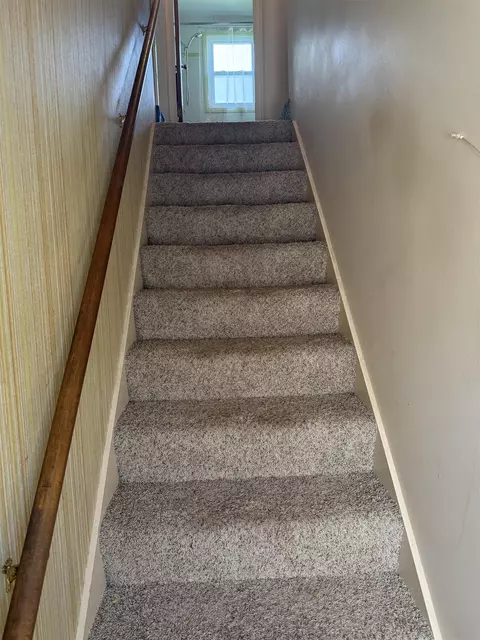 Entry Way - 809 Stevens, Owosso, MI 48867 photo 1 of 1