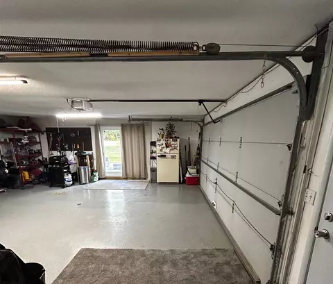 Entry Way - 1907 Berkshire, Gladwin, MI 48624 photo 2 of 2