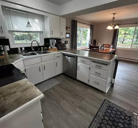 Kitchen - 1907 Berkshire, Gladwin, MI 48624 photo 2 of 3