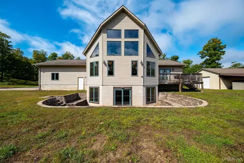 94 Mcclure Dm, Negaunee, MI 49866
