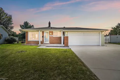 31658 Williams, Rockwood, MI 48173