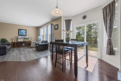22210 Shane, Macomb, MI 48042 photo 5