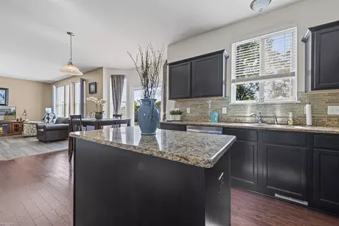 22210 Shane, Macomb, MI 48042 photo 8