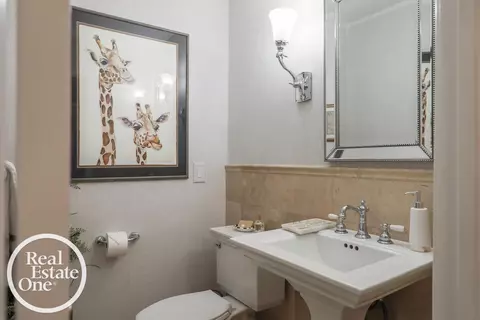 Bath - 76 Grosse Pointe, Grosse Pointe Farms, MI 48236 photo 1 of 5