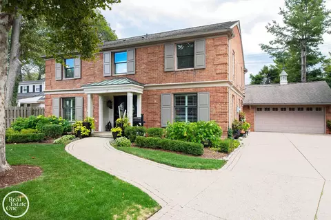 Exterior - 76 Grosse Pointe, Grosse Pointe Farms, MI 48236 photo 1 of 7