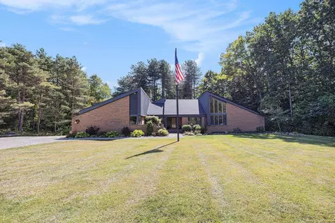 5220 Nardoni, Dryden, MI 48428