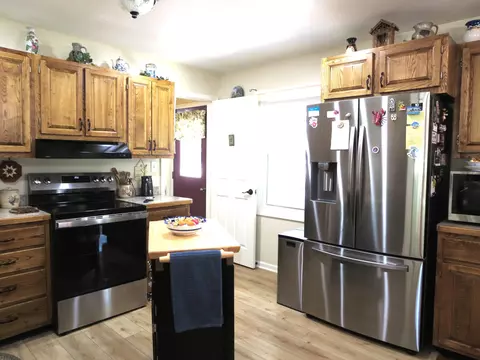 701 S Antler, Gladwin, MI 48624 photo 3