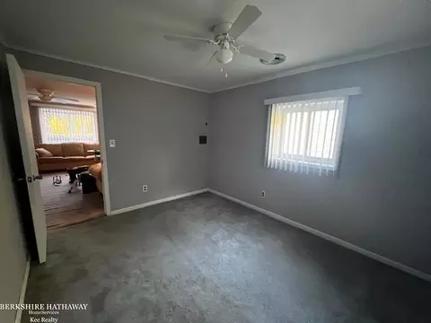 Bedroom - 394 E South Blvd, Troy, MI 48085 photo 1 of 6