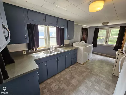 Other - 725 River, Owosso, MI 48867 photo 2 of 9