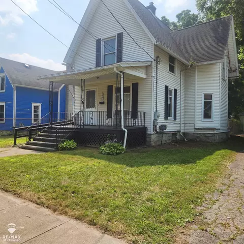 Exterior - 725 River, Owosso, MI 48867 photo 3 of 5