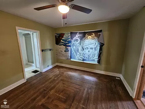 Bedroom - 725 River, Owosso, MI 48867 photo 2 of 9