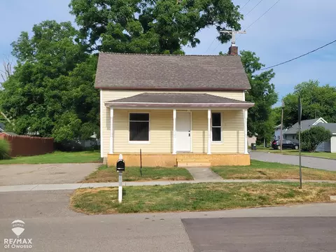 702 Glenwood, Owosso, MI 48867