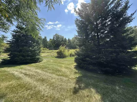 Exterior - 16260 Meadows #64, Macomb, MI 48044 photo 7 of 7