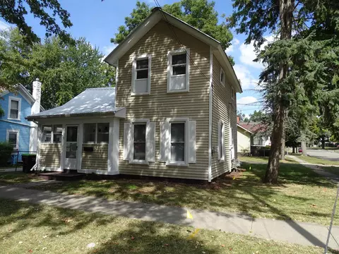 423 E Butler, Adrian, MI 49221