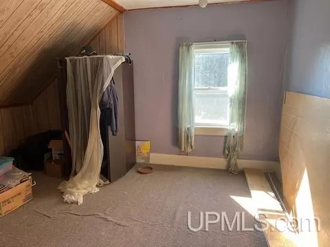 Bedroom - 246 Cliff, Mohawk, MI 49950 photo 3 of 4