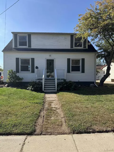1227 Sherman, Adrian, MI 49221