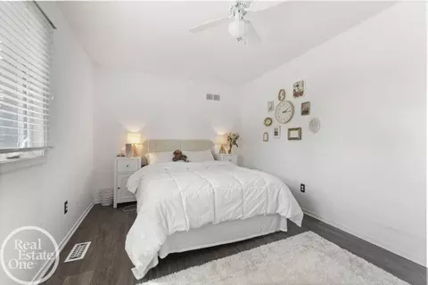 Bedroom - 538 Scone, Troy, MI 48098 photo 4 of 4