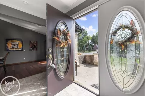 Entry Way - 538 Scone, Troy, MI 48098 photo 1 of 1