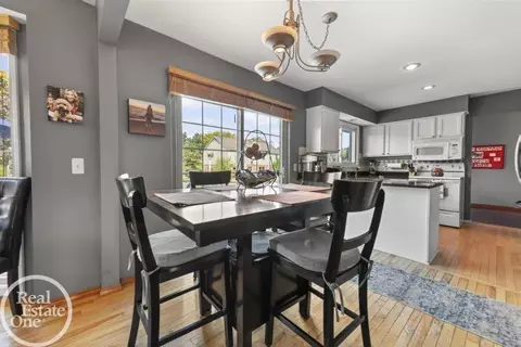 Dining - 538 Scone, Troy, MI 48098 photo 1 of 4