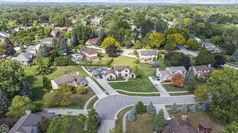 View/Area - 538 Scone, Troy, MI 48098 photo 2 of 5