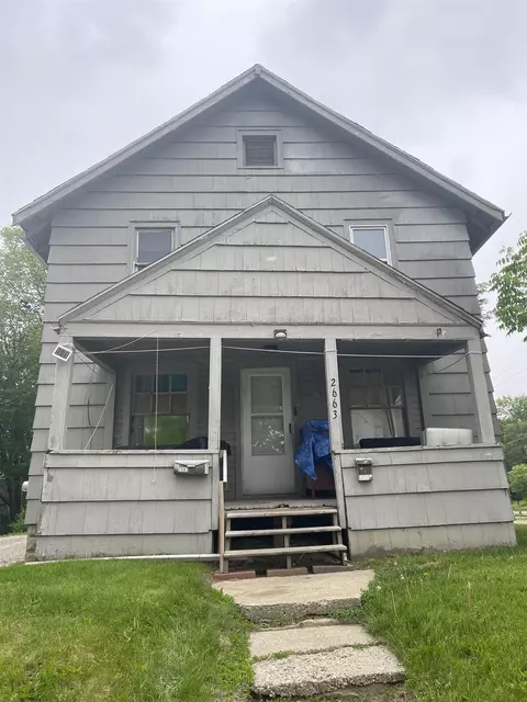 2663 W Court St, Flint, MI 48503