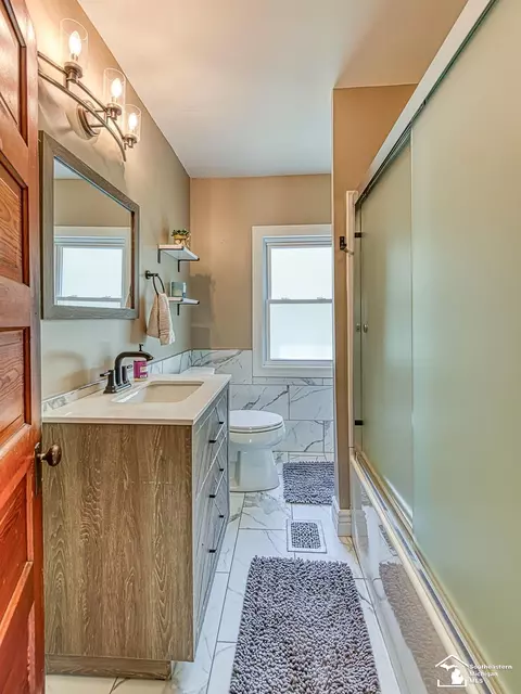 215 Harrison, Monroe, MI 48161 photo 33