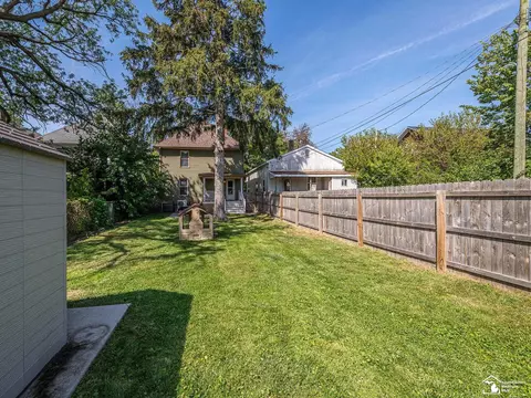 215 Harrison, Monroe, MI 48161 photo 49