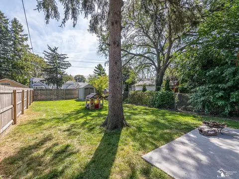 215 Harrison, Monroe, MI 48161 photo 46
