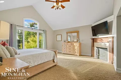 Bedroom - 405 Linkside, Saint Clair, MI 48079 photo 3 of 11